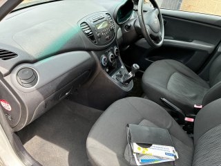 /photos/8717/bf6038f6-e3d6-9620-e7ca-f484624bc281_i320x240.jpg