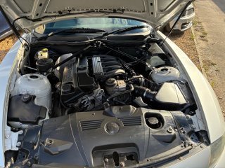 /photos/8717/f2e911a4-b355-79f2-82bd-3a63cece12ce_i320x240.jpg
